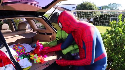 Joker Girl vs Joker Girl POO PRANK! w/ Spiderman & Frozen Elsa, Cinderella - Superheroes F