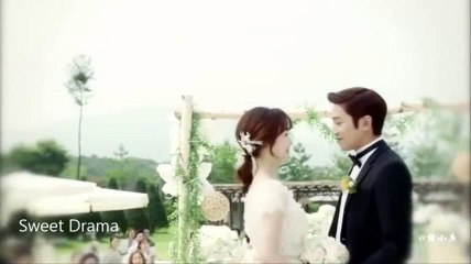 happy ending kiss scene