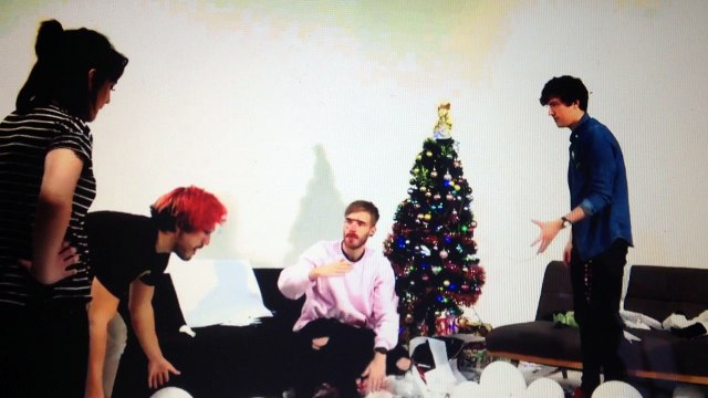 PewDiePie, Markiplier, Jacksepticeye, KickThePJ and Emma Blackery CRINGEMAS!!