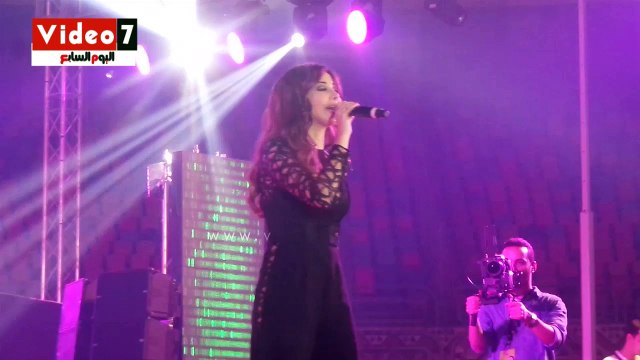 نانسى عجرم تغنى ماشى حدى لايف