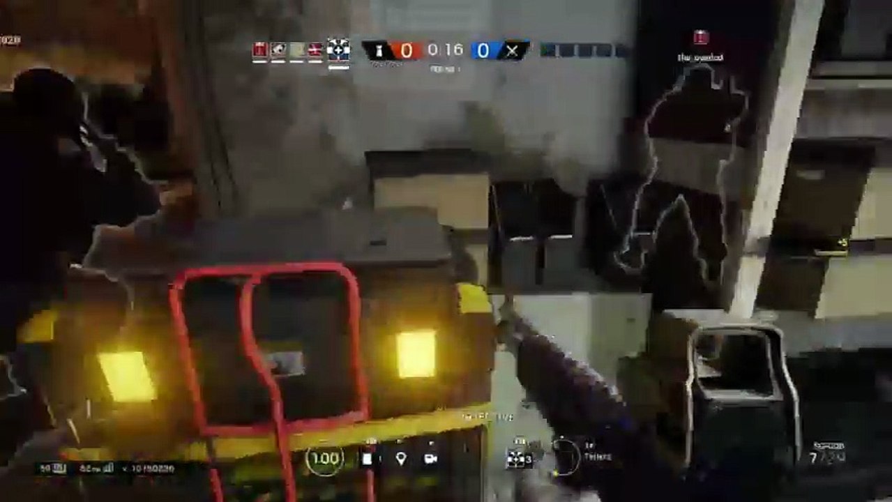 rainbow 6 (PS4) (2)