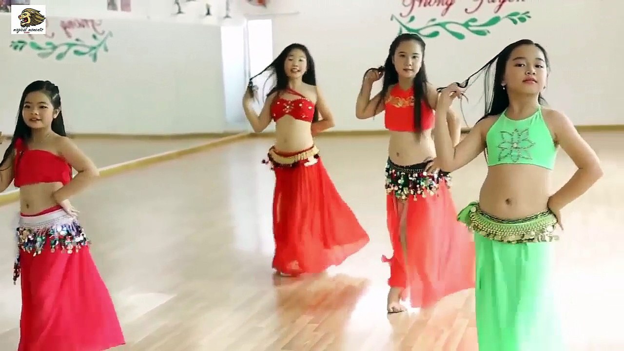 laila mai laila_raees_best dance by little cute girls