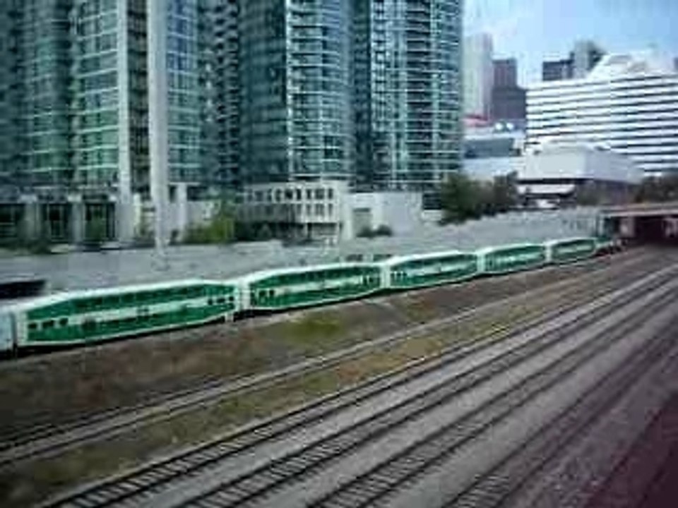 Pourquoi les canadiens ne prennent pas le train ?