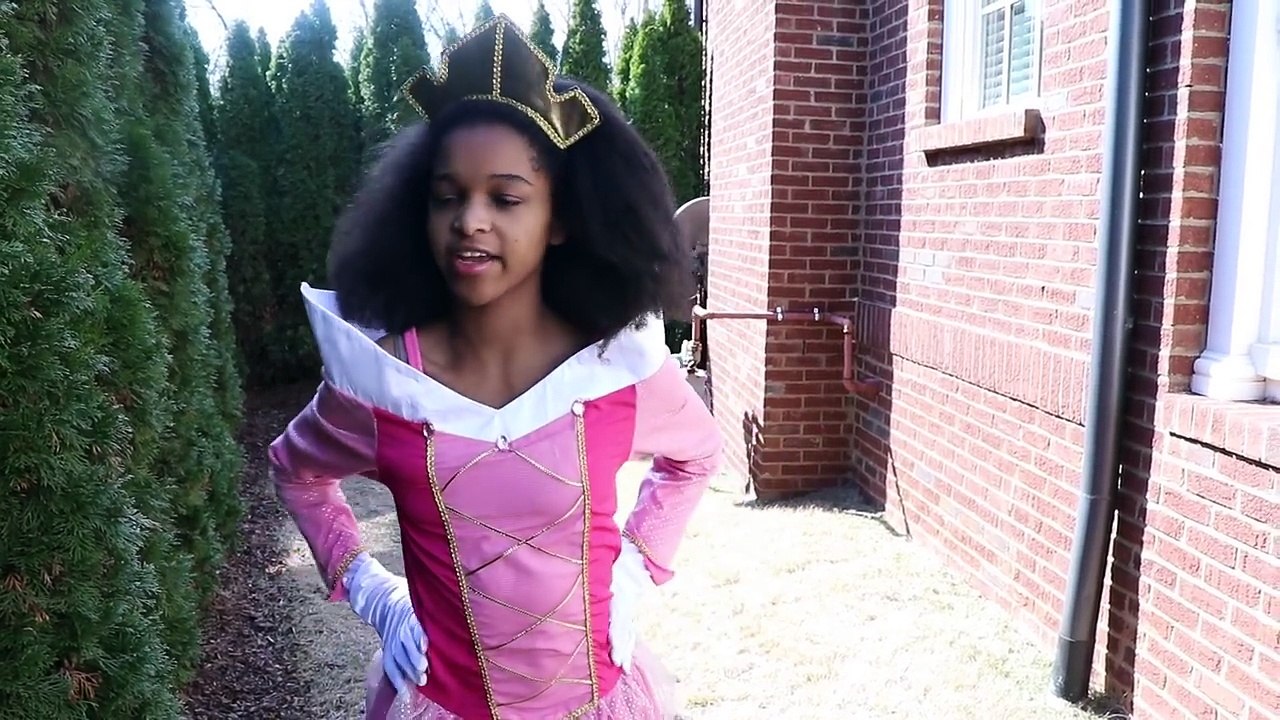 Bad Baby Shasha Princess KIDNAPPED By GODZILLA  - Shiloh the Knight, Prince Charming - Onyx Kids-_ACQhOiqe58