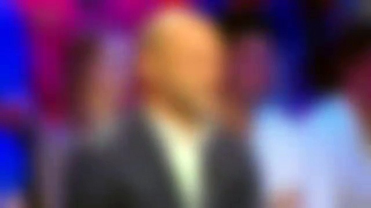 J+1 : Une blague de Julien Cazarre dans l'émission J+1 enerve Abou Diaby