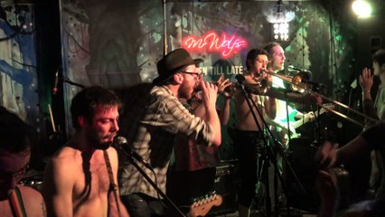 17-02-17 at Mr Wolf's Crinkle Cuts pt 2