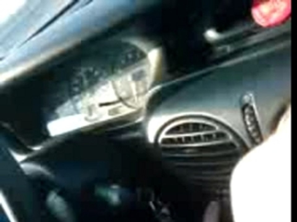 Karaoke Oban dans la Mégane