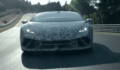 Скачать видео: VÍDEO: el Huracán Performante, desatado en Nürburgring