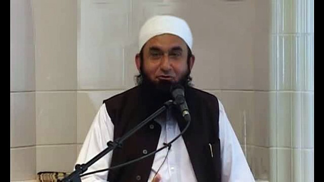 Why Pakistani Actress Nargis Crying In Hajj?Maulana Tariq Jameel Bayan