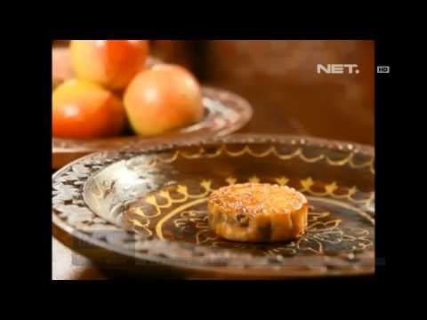 IMS - Kue Bulan menjadi tradisi saat festival musim panas