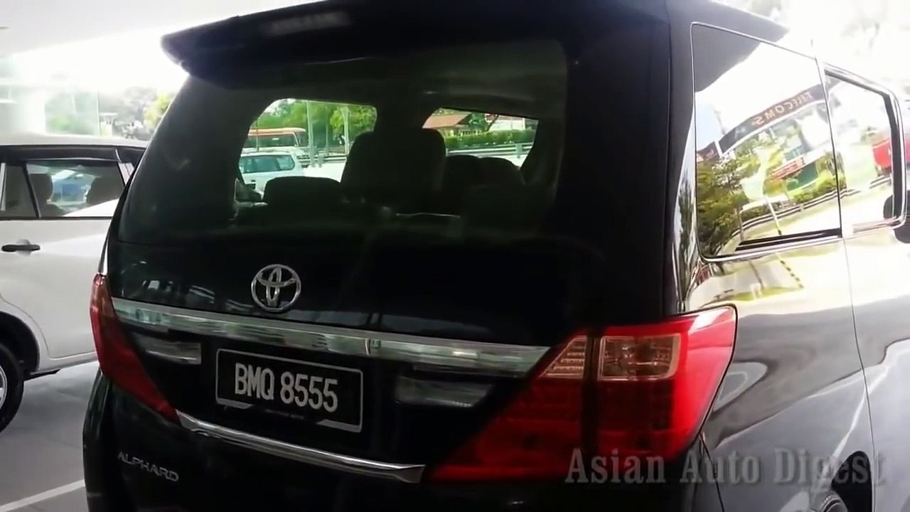 The New 2016 Toyota Alphard Launched Malaysia 123214