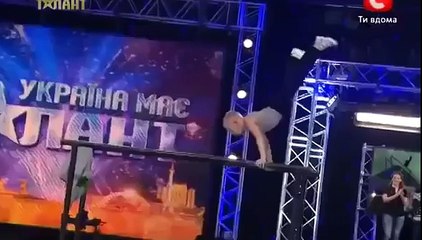 A child of 7 years on stage and show what he can do. The judges are upset!