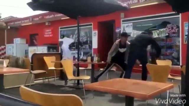 Араб и сумка.. И смех и грех