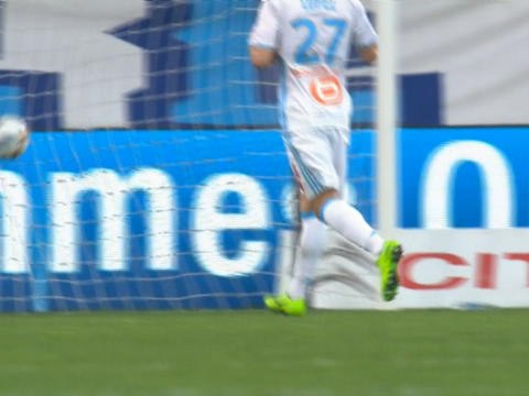 Football: Thauvin stunner finishes brilliant Sanson setup