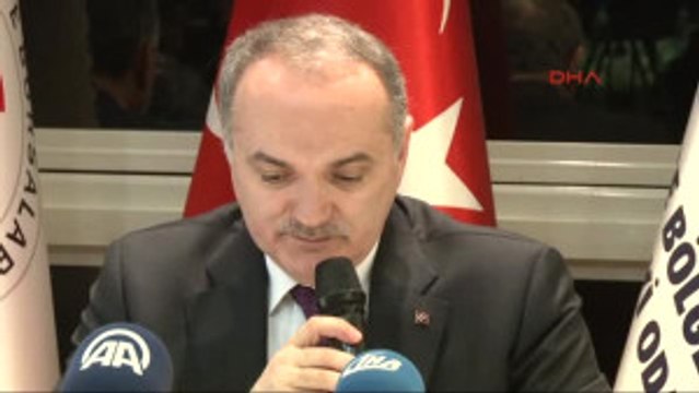 Izmir Bilim, Sanayi ve Teknoloji Bakanı Faruk Özlü, Ege Sanayicileri ve Işadamları Ile Görüştü