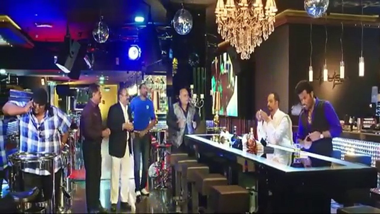 BOLLYWOOD COMEDY WELCOME ANIL KAPOOR AND NANAPATEKAR