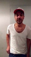 Pedro saludando una fan - 18 de Febrero