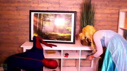 #Spiderman and Frozen Elsa vs Joker! Pizza Prank! Funny Superheroes in Real Life Prank :)