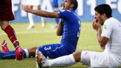 Luis Suarez Apologizes to Giorgio's