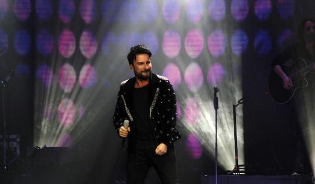 Tarkan'dan muhteşem konser