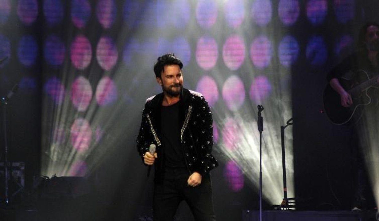 Tarkan'dan muhteşem konser