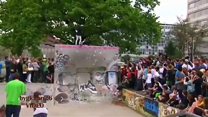 Best_New_Funny_Video_Ever_-_Funny_Videos_Of_People_falling_Ever