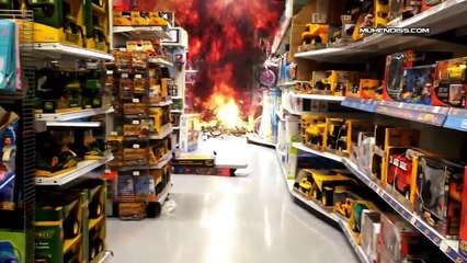 Özel Efekt Uzmanı Baba Oğlunu İnternet Fenomeni Yaptı