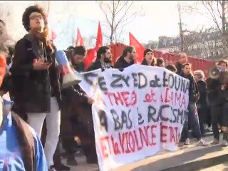 বর্ণবাদ-বিরোধী বিক্ষোভে ফ্রান্সের হাজার হাজার মানুষ