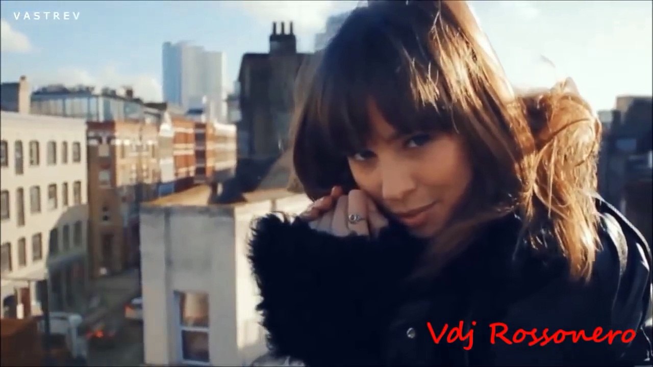 california love-yastreb