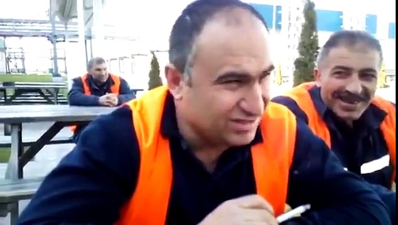 Askerde Dayak Yemek Bu Kadar mı Güzel Anlatılır !!!!( gülmekten karnım ağrıdı) alem_dar video