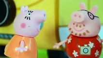 Pig George da Familia Peppa Pig vai ao Mercadinho!!! Em Portugues Disneytoptoys Tototoykid