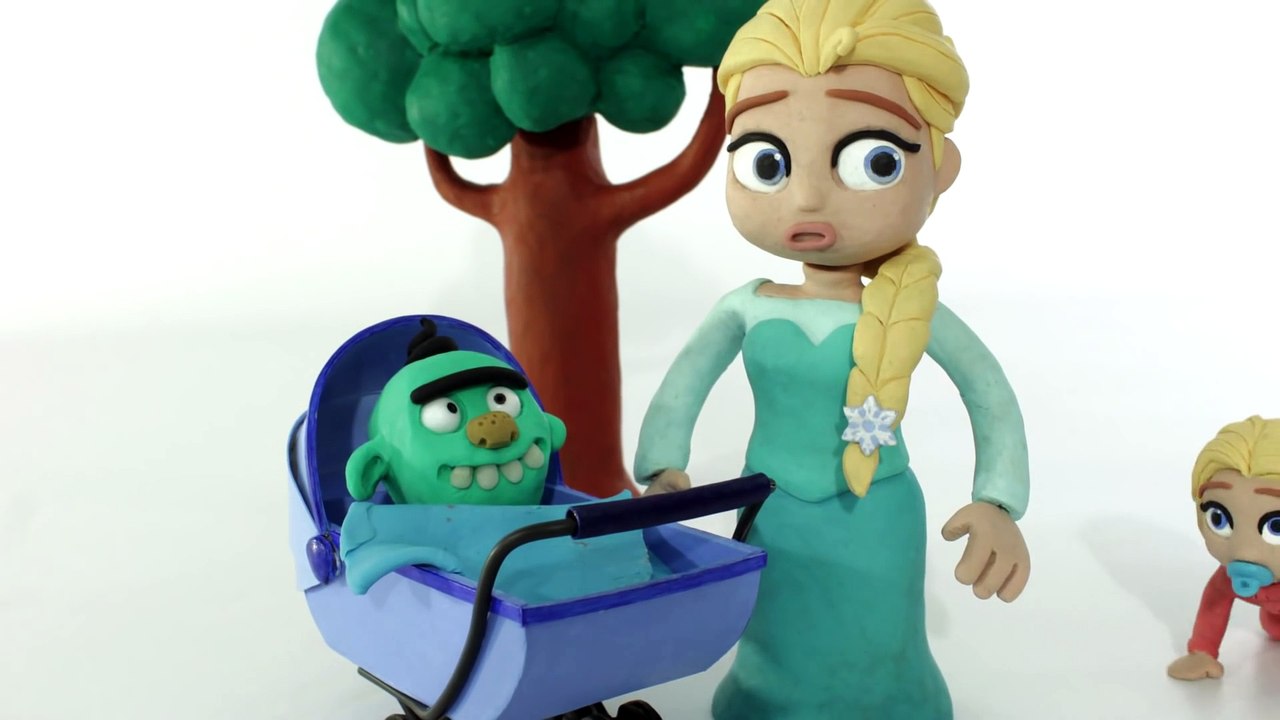 Elsa Gets Sick Needs Shot Superheroes in Real Life   Frozen Play Doh Cartoon Stop Motion[1]