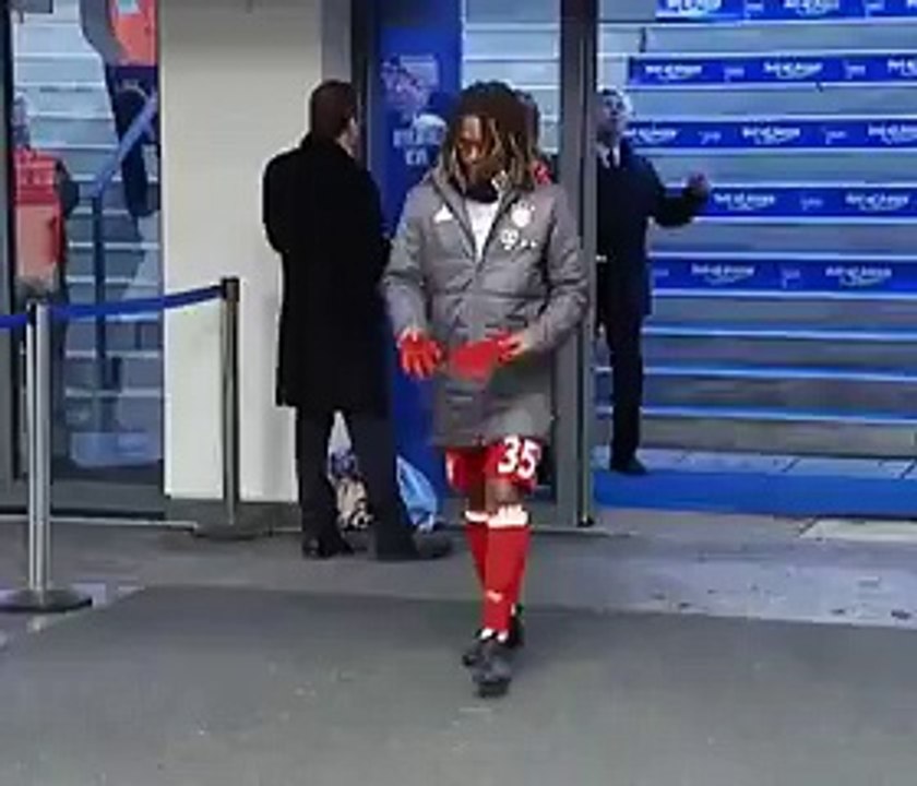 Le mauvais geste de Carlo Ancelotti aux supporters du Hertha Berlin