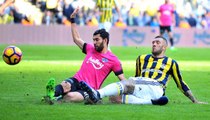 Fener Yine Tekledi: Tribünler 'Istifa' Istedi