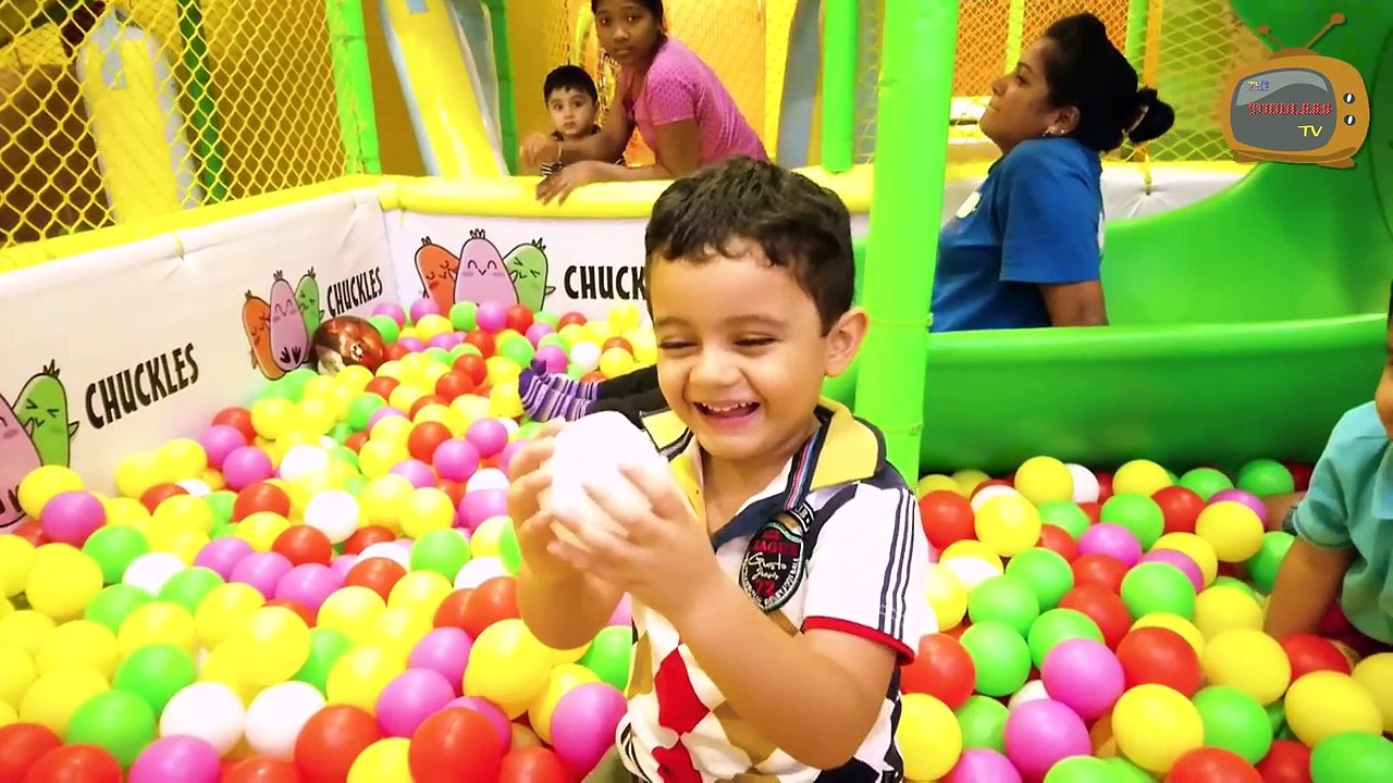 Indoor Playground Family Fun Play Area for kids Giant inflatable Slides Children Play Cent