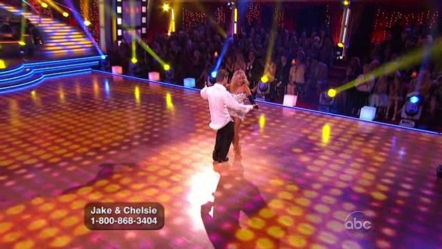 Jake Pavelka & Chelsie Hightower - Cha Cha Cha
