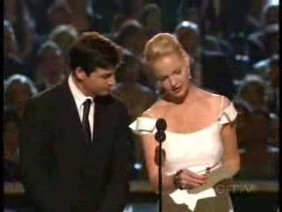 T.R. Knight and Katherine Heigl Moments @ 59th Emmy Awards