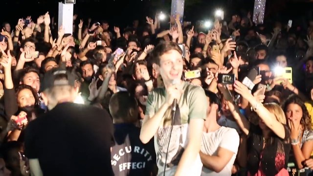 Fabio Rovazzi Live Andiamo a comandare live