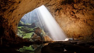 Hang Son Doong ( Vietnam ) | Heaven in VietNam | The largest cave in the world !