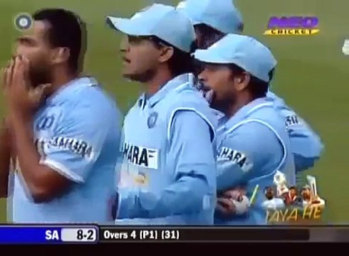 AB DE Villiers Cheating Wicket - Tendulkar Shouting Umpire Decision