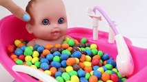 Кукла Ванна В М&М арахис конфеты ребенок Близнецы купание как купать ребенка игрушки видео