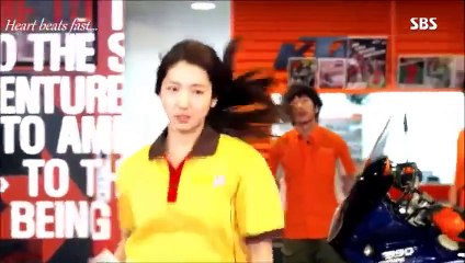 Phía sau một cô gái