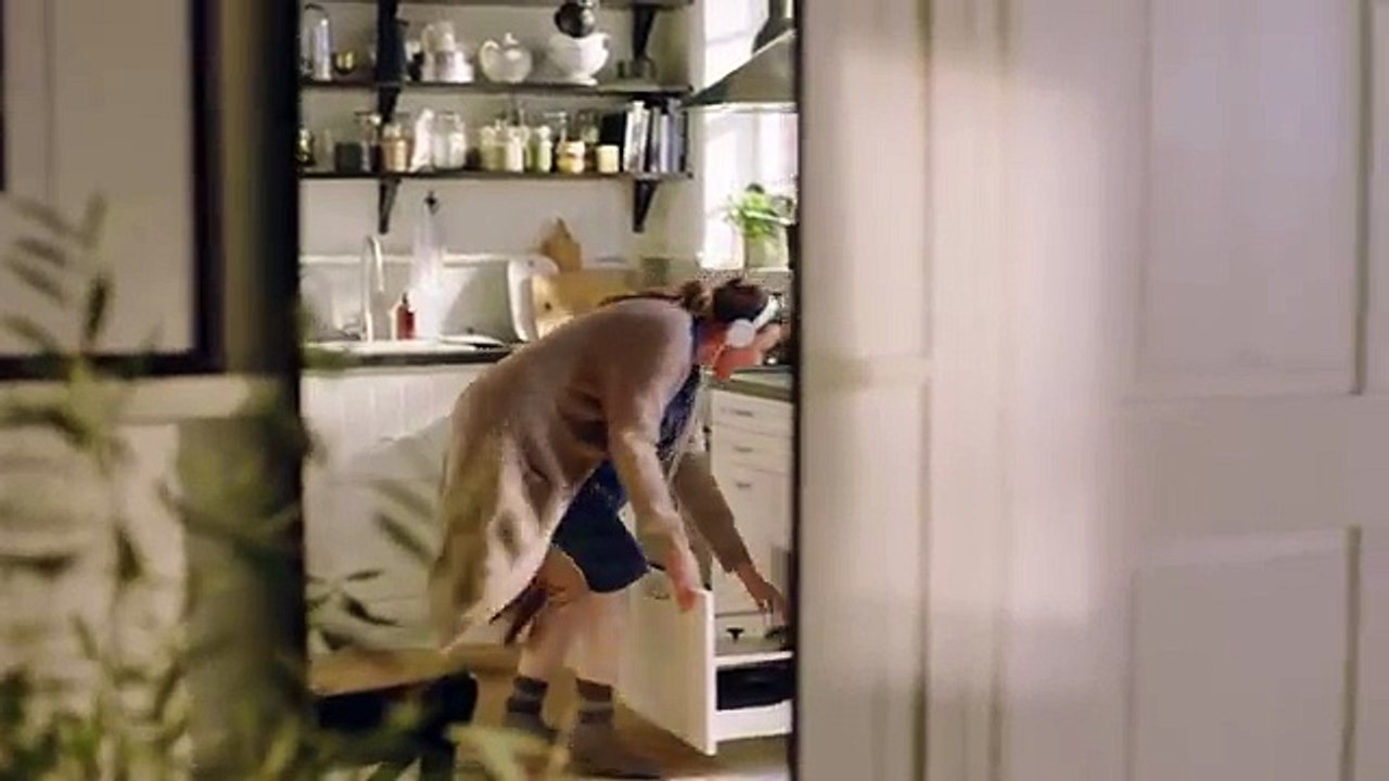 Cook Like No One's Watching ( 15" )