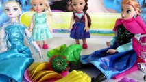 BATH time! SHOPKINS in the Bathtub! ELSA & ANNA toddlers PLAY with Soap Foam Water Play