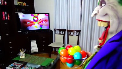 Spiderman Poo Colored Balls with Frozen Elsa vs Joker - Fun Superheroes Movie In Real Life-w2