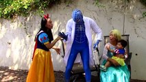 Médico Bebé salva el día w/ Spiderman, Congelados Elsa, Elsa Bebé, Blanco como la Nieve, Mañana routin