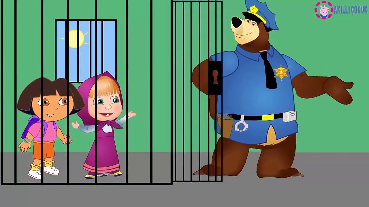 Maşa ile Koca Ayı Türkçe - Maşa ve Dora Evlerin Camını Kırıyor ve Polis Yakalıyor