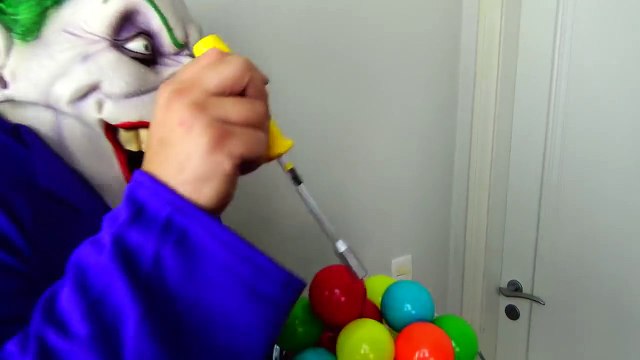 Spiderman Poo Colored Balls with Frozen Elsa vs Joker - Fun Superheroes Movie In Real Life-w2LnDa5