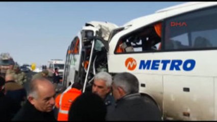 Iğdır' da Yolcu Otobüsleri Çarpıştı 6 Ölü 16 Yaralı-2