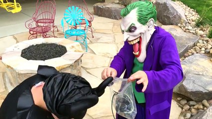 Spiderman Hits Joker Girl In Head With Snowball!?!? Superhero Prank In 4